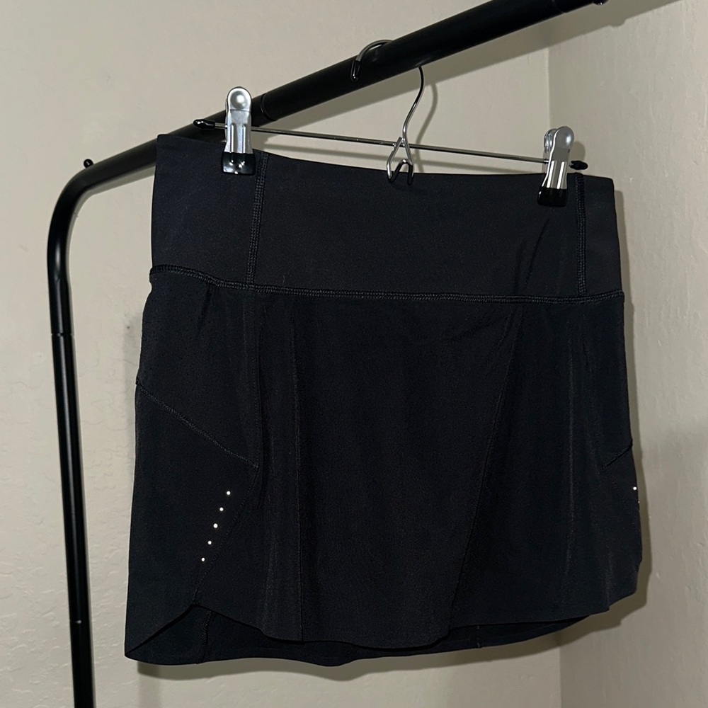 Athleta Run With It 14” Skort